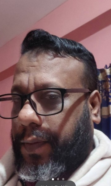 Amin, 47, Oman