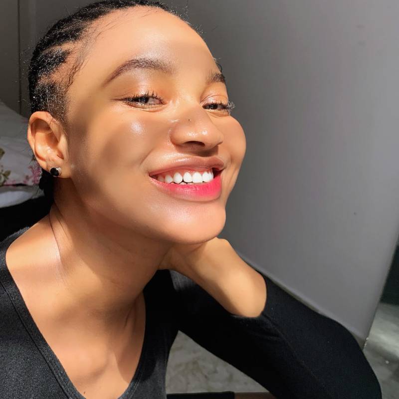 Kate, 22, Salms