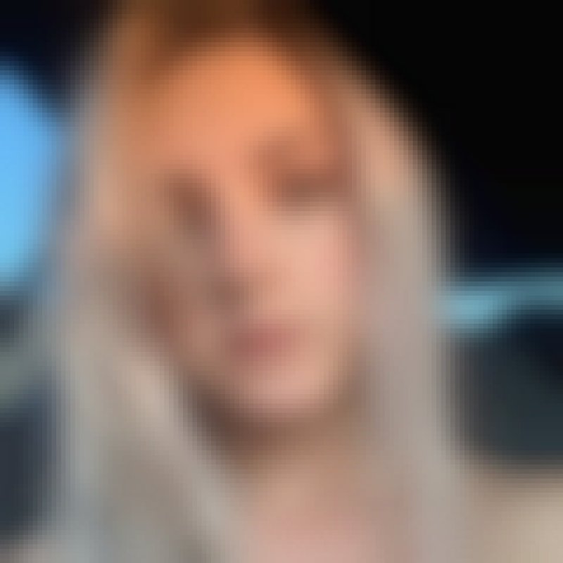 Charlotte, 31, Voioti