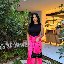 Kiara, 28, Guru