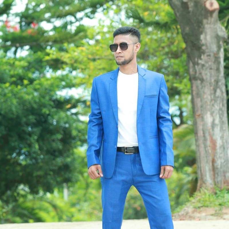 Migahn, 27, Fundo