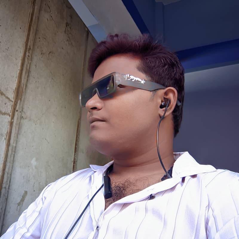 Zontor, 32, Abertillery
