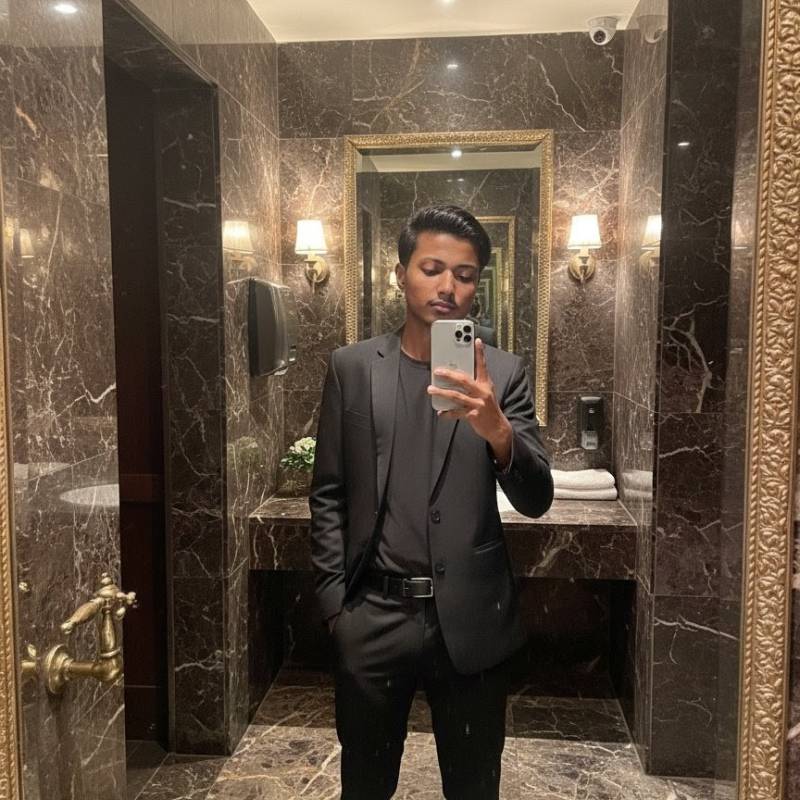 Md ayman Ahmed, 20, Gitagum