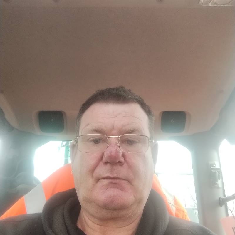 Sandy, 55, Garhwa