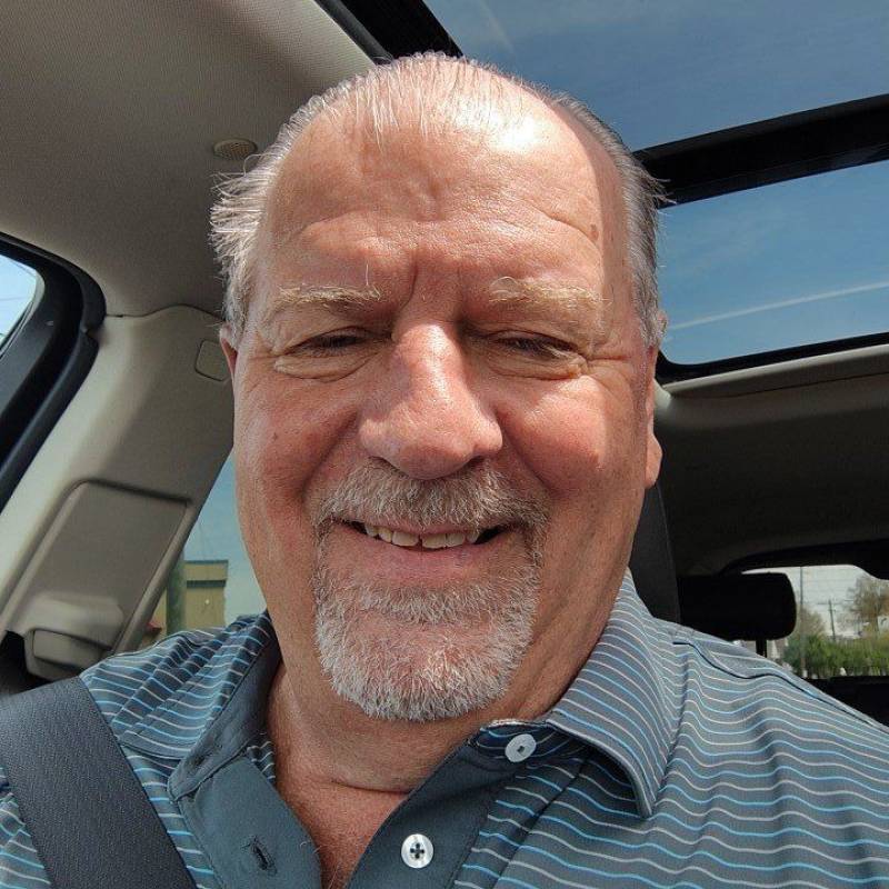 Maduakoh, 48, Sitges
