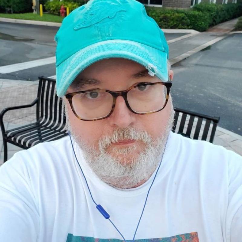 Gabriel, 52, Australia
