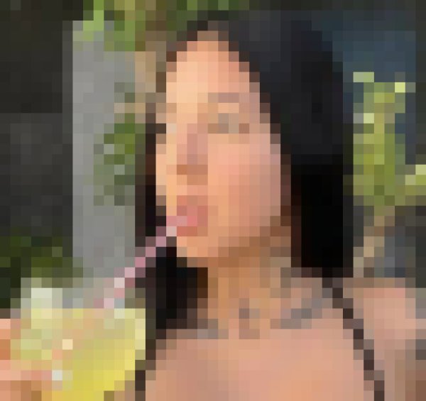 Sheller, 41, Albania