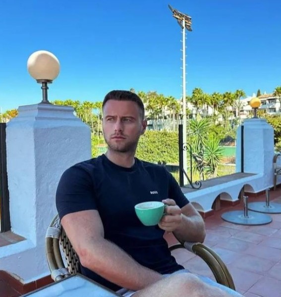 Micheal, 35, Ch