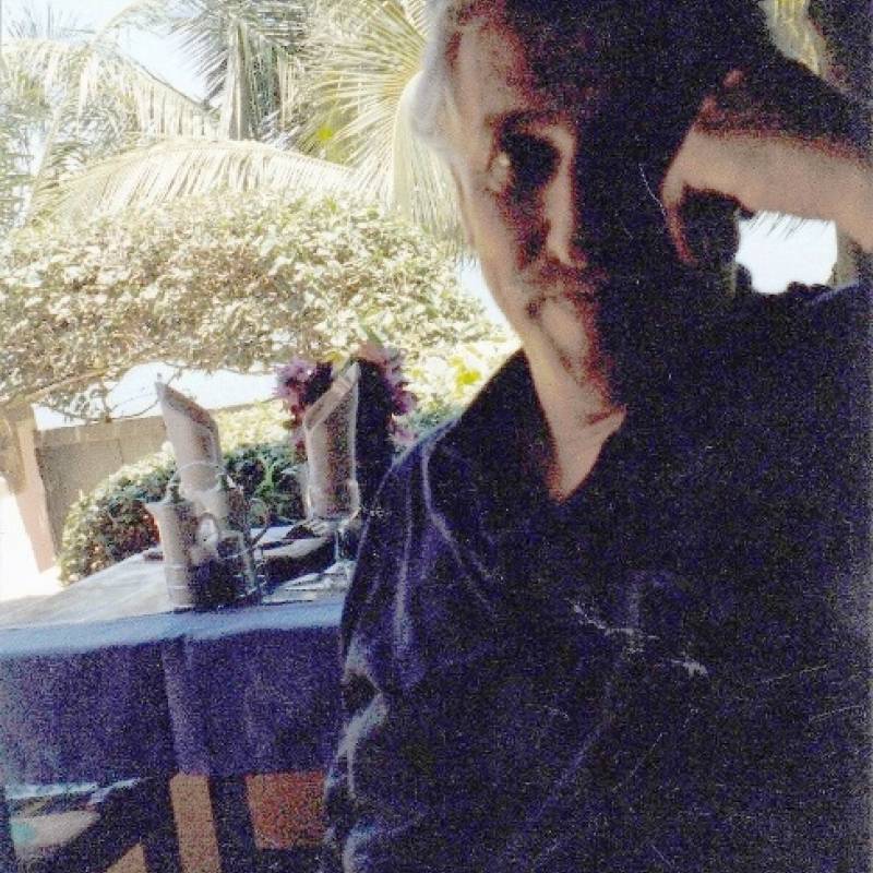 Max, 68, Portachuelo