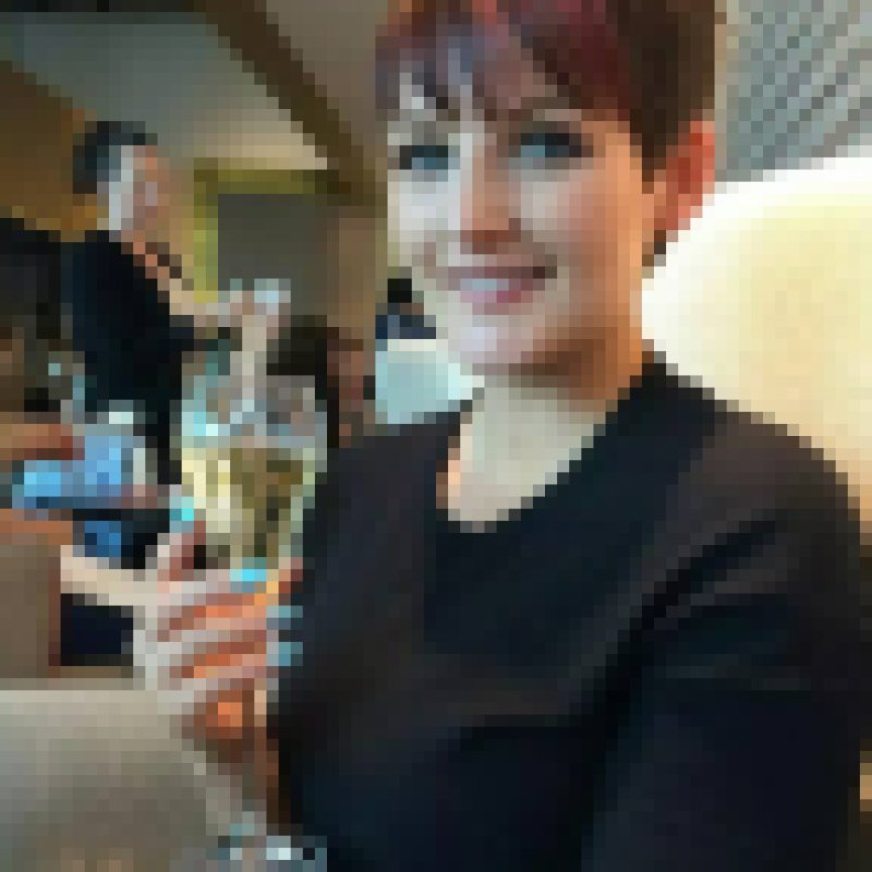 Hannah Brooks, 33, Jiman