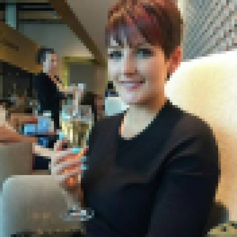 Hannah Brooks, 33, Slovakia