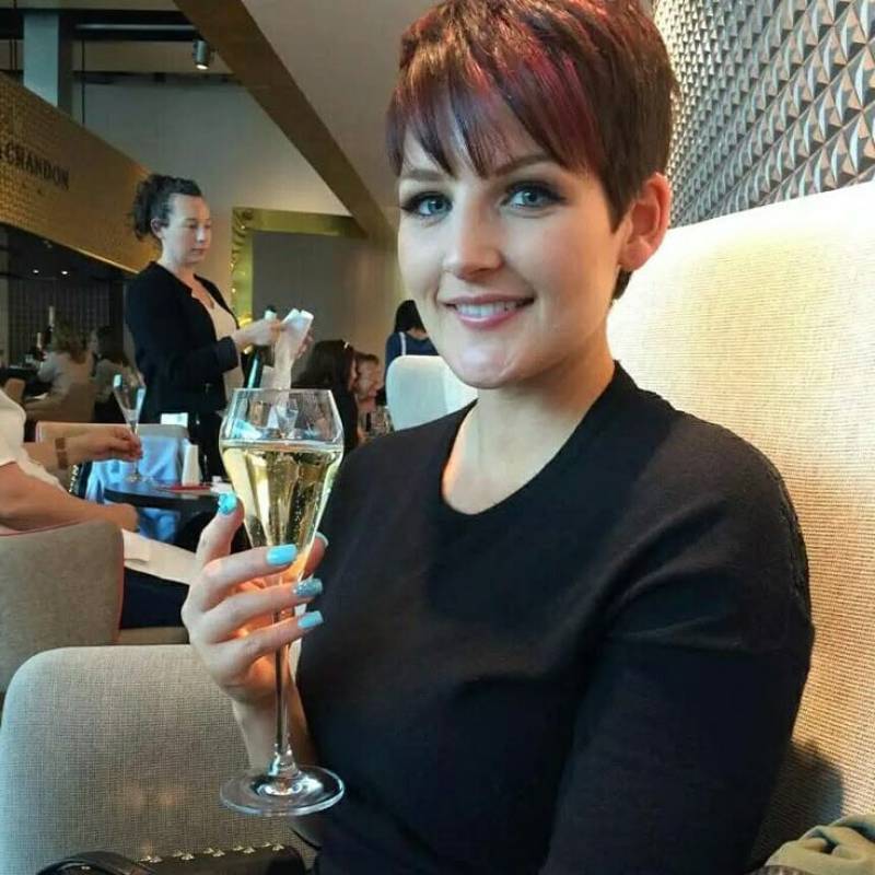 Hannah Brooks, 33, Ameca