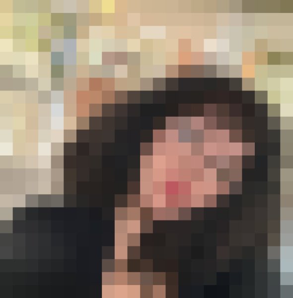 Angela Waste, 41, Cote Divoire