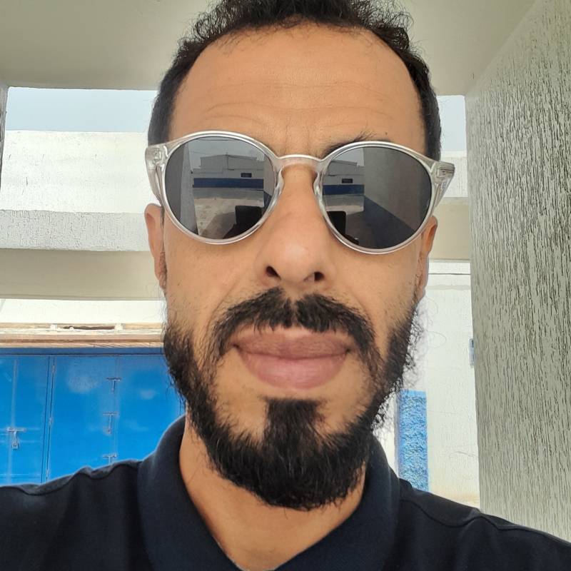 Rabie, 43, Halland
