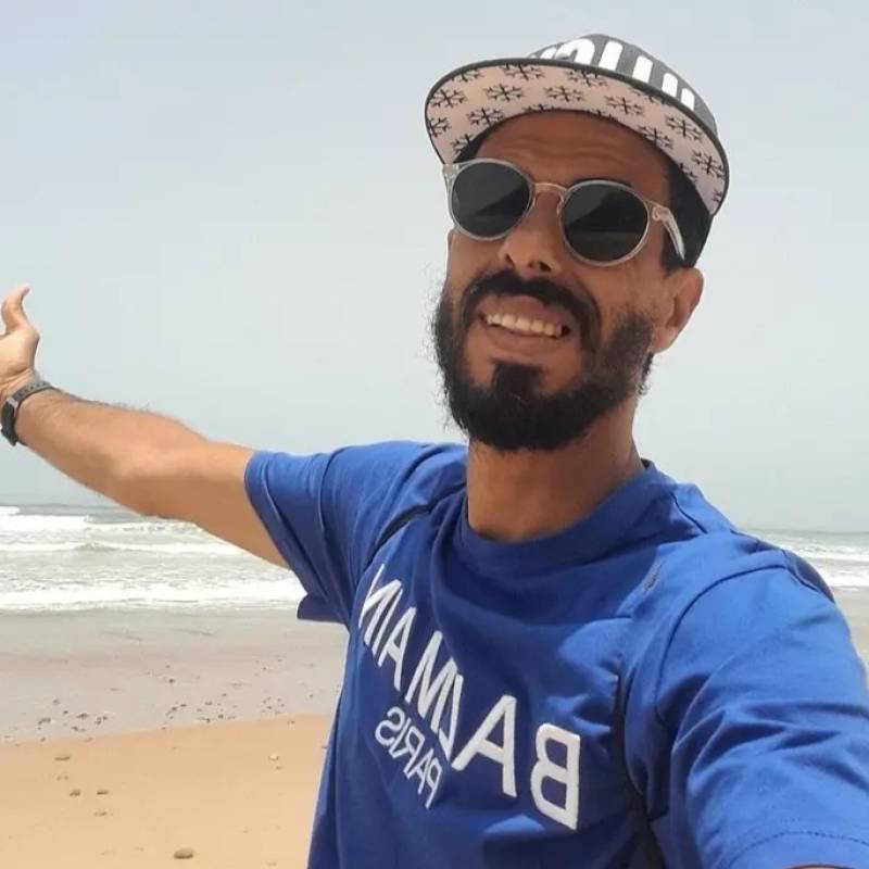 Rabie, 43, Mobara