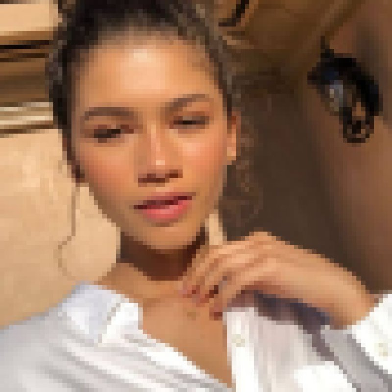 Zendaya, 29, Kedungwuni