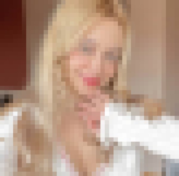 Joyce, 39, Pakistan