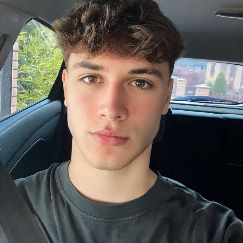 Alice Cooper, 25, Behat