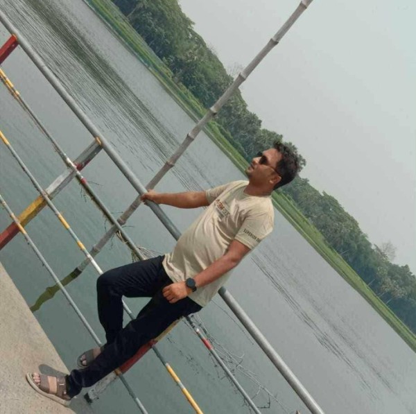 Sagor, 35, Saha