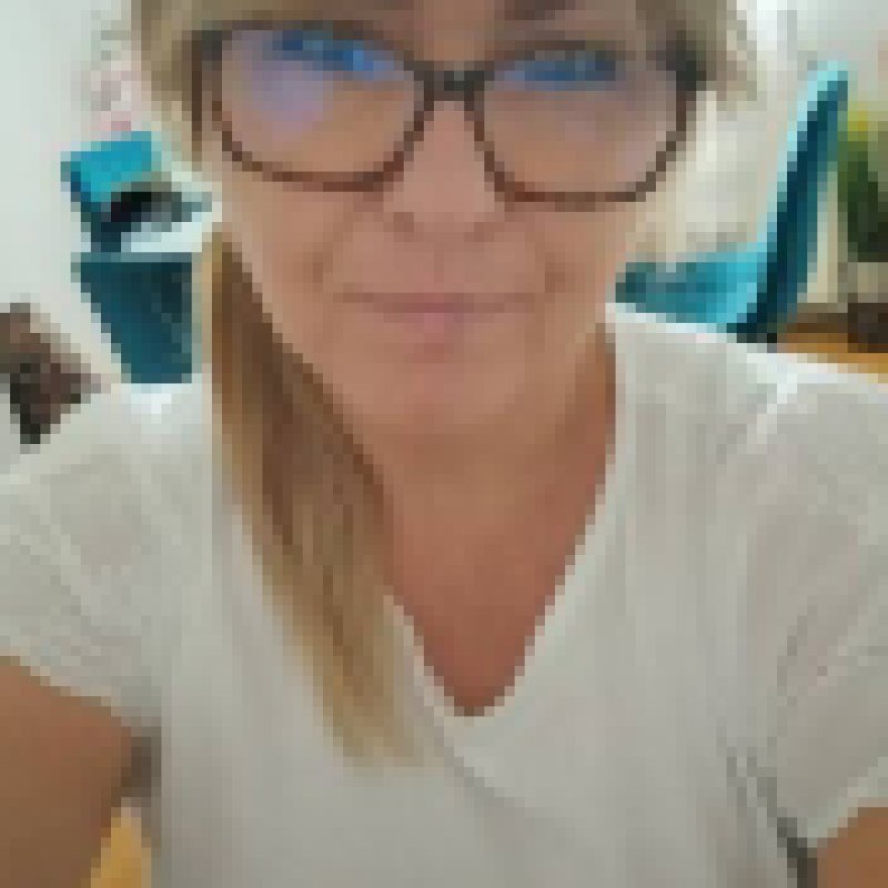 Joy, 51, China