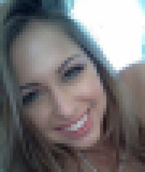 Riley Ried, 35, Spain