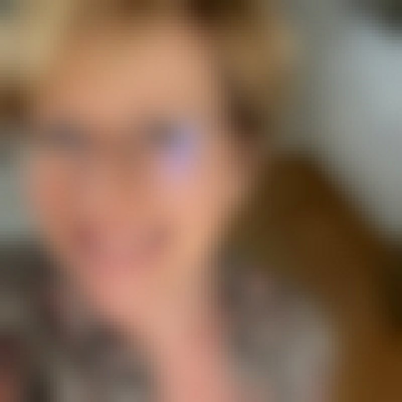 lucille, 48, Viet Nam