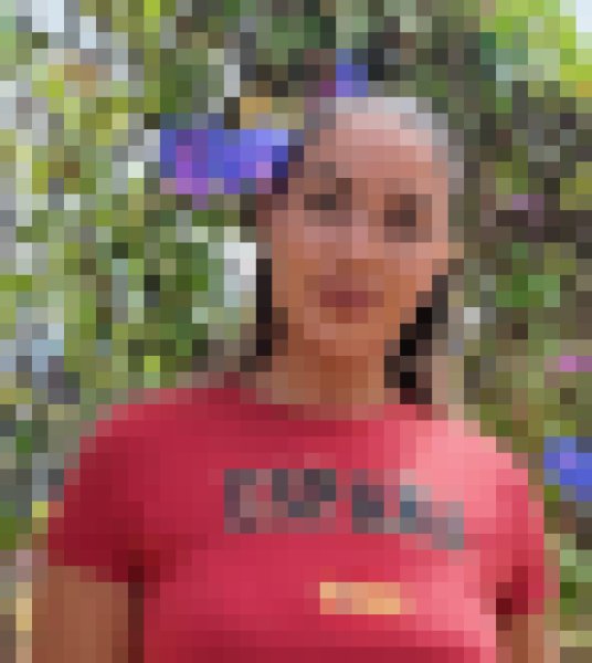Bianca, 33, Pakistan