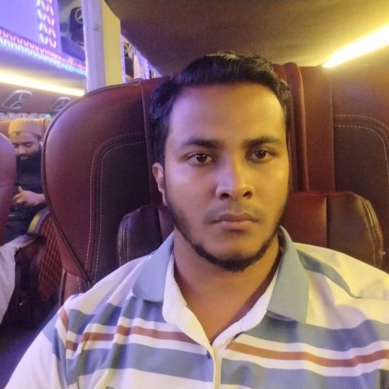 Abu Naser, 29, Le Passage