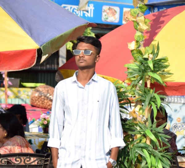 Roman, 18, Strada