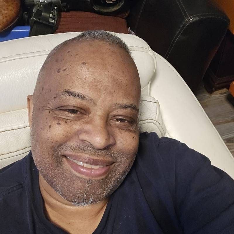 Darryl, 55, Varanasi