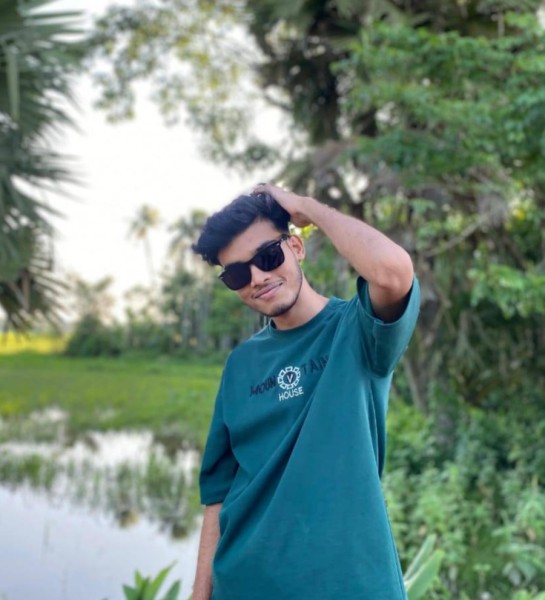 RABBI ISLAM, 21, Junqueiro