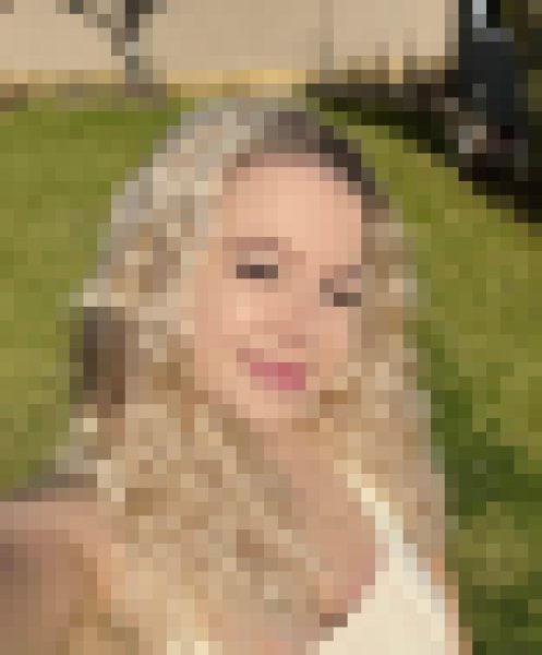 Mai Makova, 37, Poland
