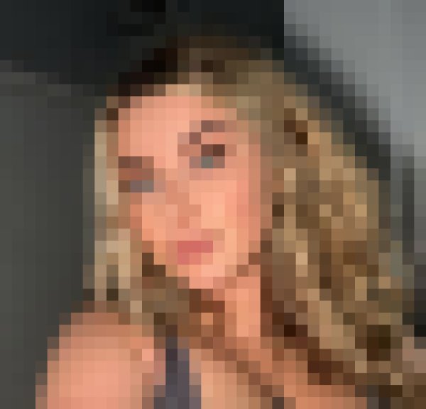Maddie, 32, Gambia