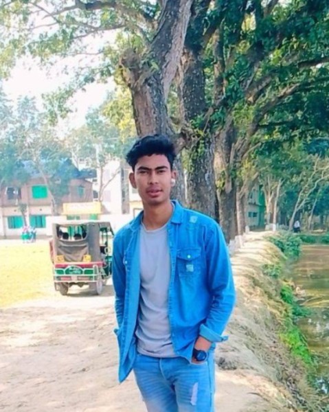 MdMunna, 22, Rajauri