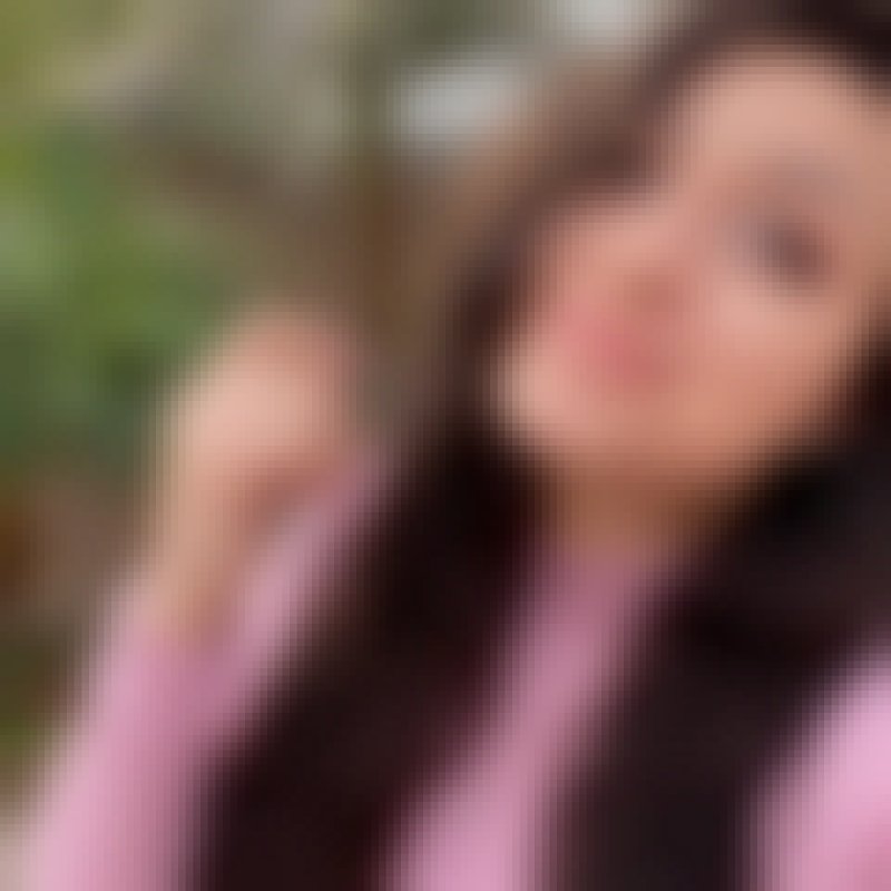 Jenny Hernandez, 33, Grande Prairie