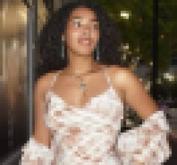 Jessi, 29, White City