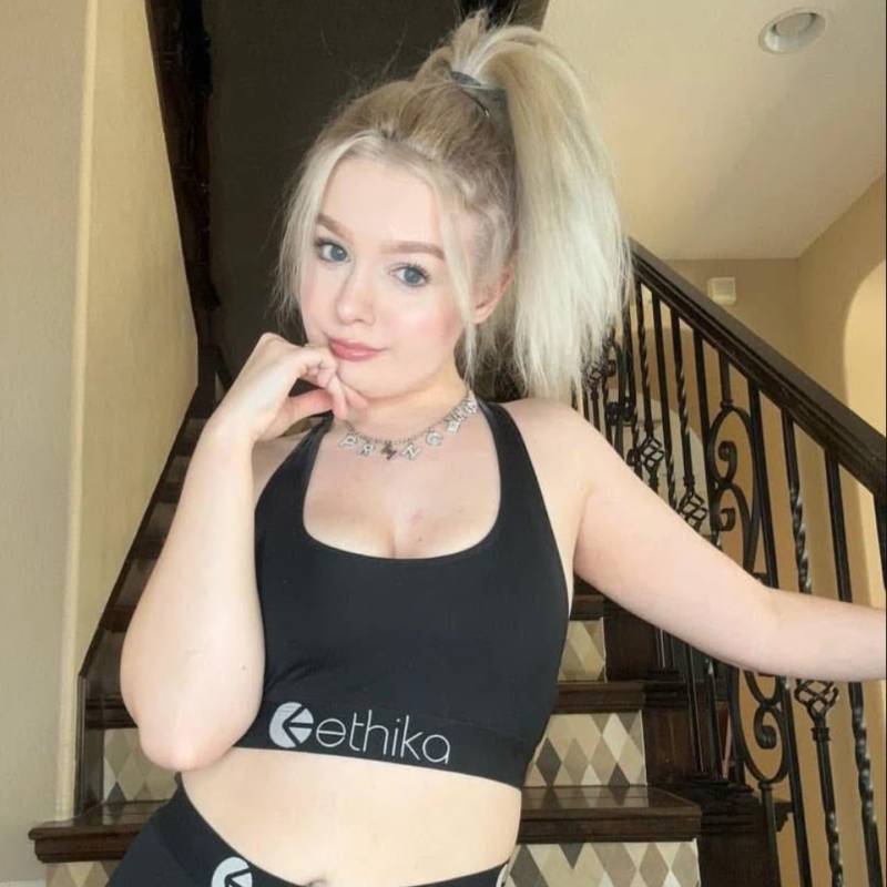 Victoria carmicheal, 27, Sevilla La Nueva