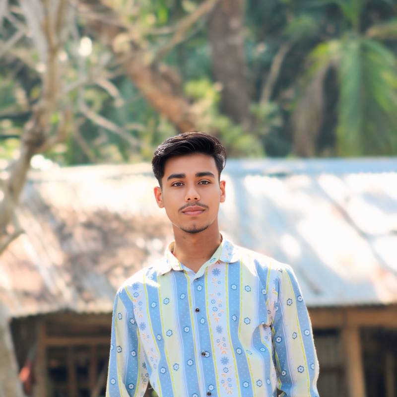 Rabbi, 18, Takelsa