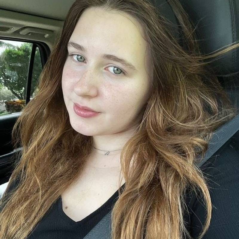 Bella smith, 38, Vancouver