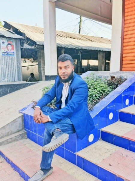 Mahamud, 30, Itap