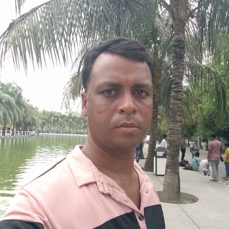 Manikhasan, 29, Monselice