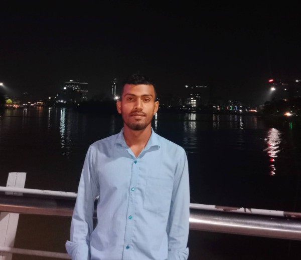 Raj, 25, Martano