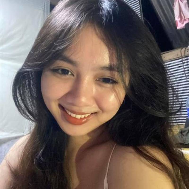 Stella, 42, Toura