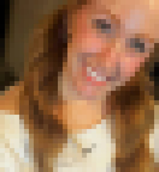 Emma, 31, Canada