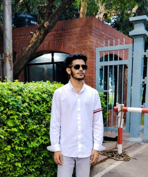 Md, 22, Kyrenia