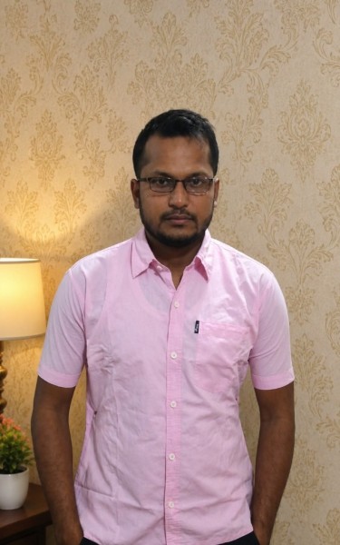 Razu, 27, Guacar
