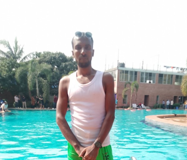 Shainkhan, 28, Lollar