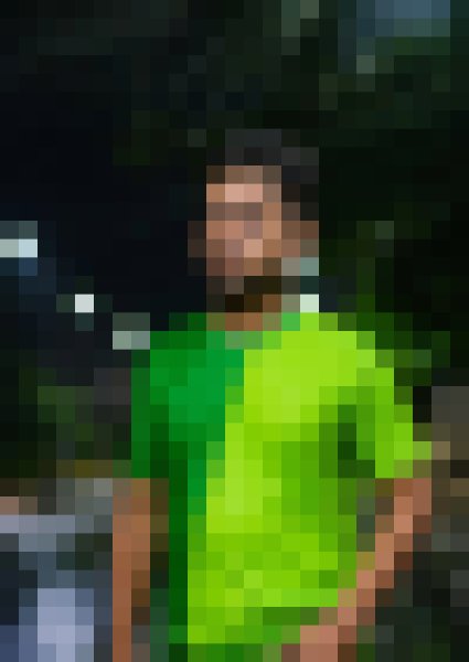 Arfat, 31, Canada