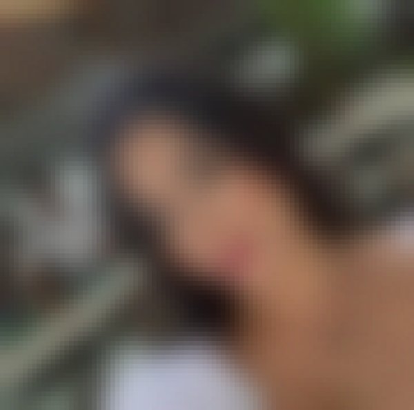 Mia Lavender, 33, Aberdeen