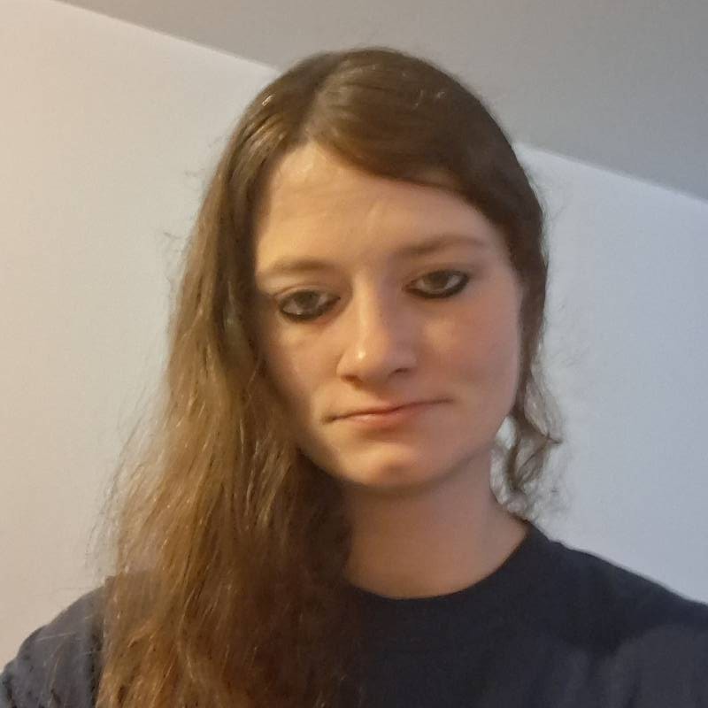 Sadie, 32, Oss